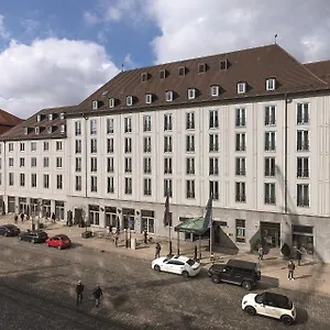 5* Hotel Maximilian's